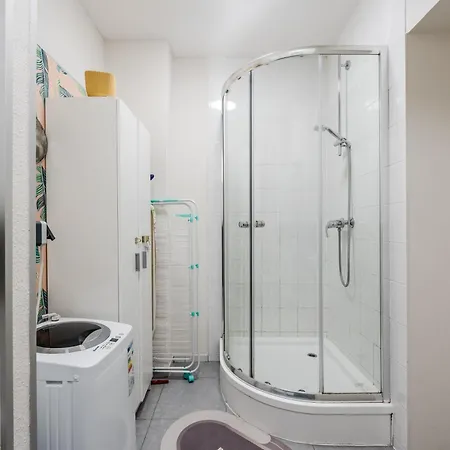 Cozy Micro - Self Check-in *